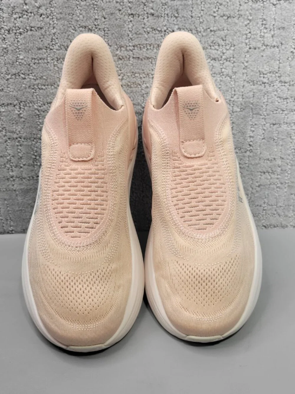 Hoka Skyward Laceless Women's Size US 7B Rose Latte/Rose Cream Recovery Shoes